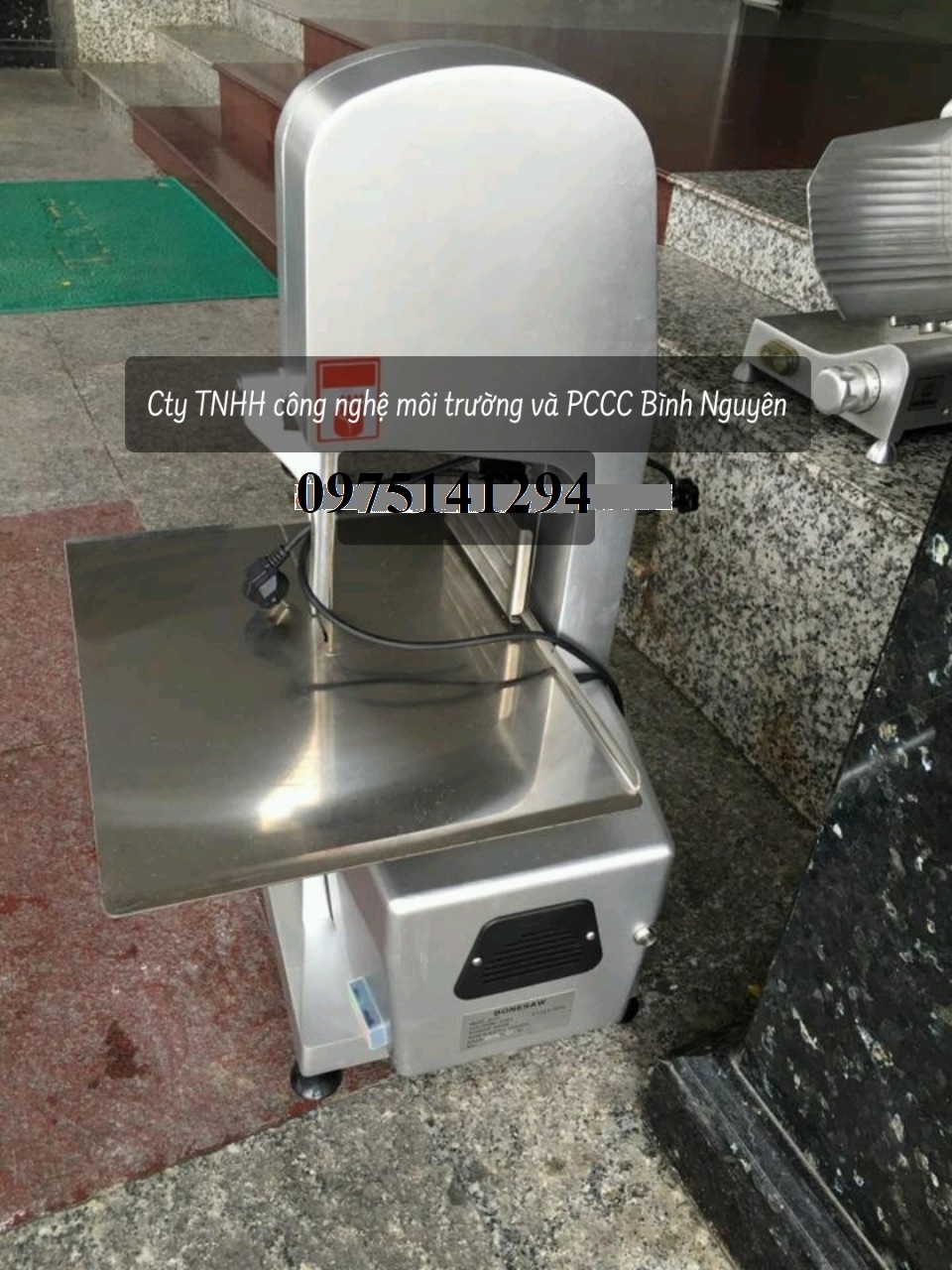 Máy cưa giò heo HBS 250C